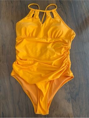 *NEW* Cupshe bathing suit